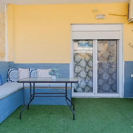 דירה Flowery 1-bdrm In Kallithea